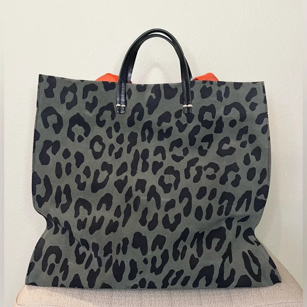 Clare V. Tote - Picture 2 of 11